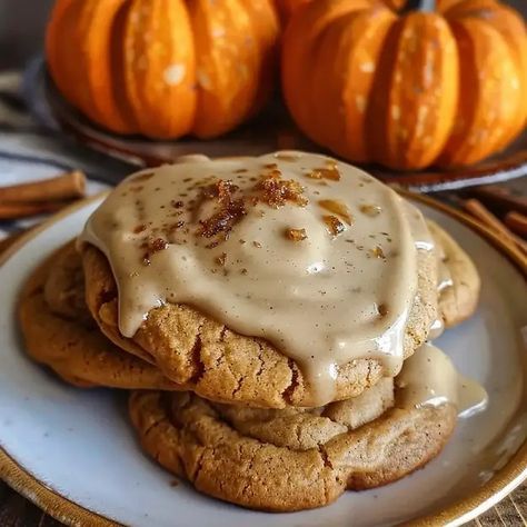 Pumpkin Cookies with Brown Butter Icing Cookies With Brown Butter, Brown Butter Icing, Brown Butter Cookies, Pumpkin Spice Cookies, Homemade Pumpkin Puree, Butter Icing, Pumpkin Chocolate Chip Cookies, Pumpkin Butter, Spiced Pumpkin