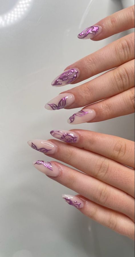 Purple Butterflies Nails, Fairy Nail Inspiration, Pink Chrome Butterfly Nails, K 12 Nails, Butterfly Chrome Nails, Butterfly Purple Nails, Nail Butterfly Designs, Nail Chrome Designs, Nail Ideas Butterfly