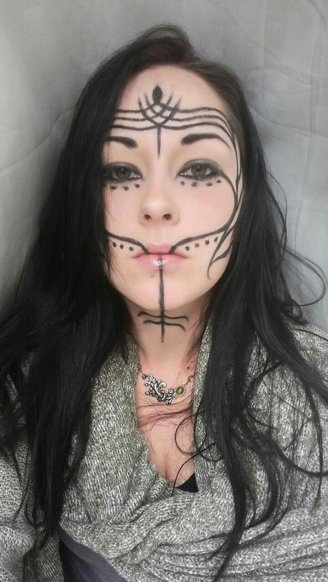 Tattoos Fantasy Art, Cool Face Tattoos, Viking Makeup, Fantasy Make-up, Face Tattoos For Women, Tattoo Makeup, Tattoo Girls, Larp Costume, Face Tattoos