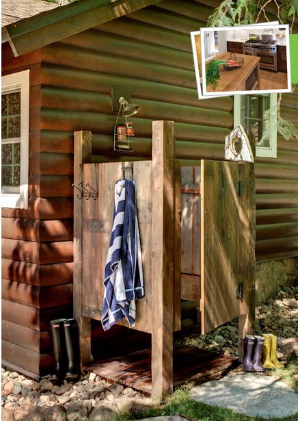 Diy Outdoor Shower Ideas, Outdoor Shower Ideas, Outdoor Shower Kits, Outside Showers, Outdoor Shower Enclosure, Lake Houses Exterior, Garden Shower, Outdoor Bath, Camping Shower