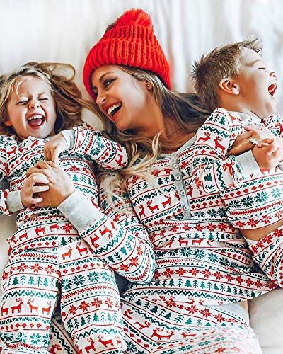 Christmas family photoshoot ideas