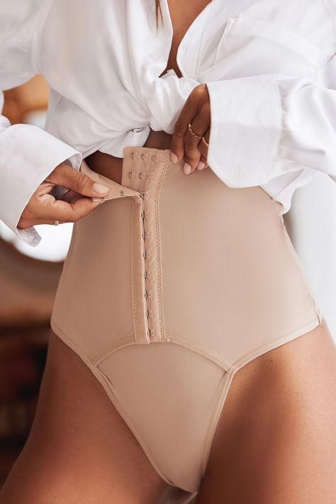 Discover the ultimate in figure-enhancing comfort with our Neutral High-Rise Slim & Sculpt Shapewear. Engineered to contour and smooth your silhouette, these shapewear pieces provide discreet support for confidence that lasts all day. Product code: CAA11D4E001GG Features:  High-rise Tummy Control Bum lifting Material: 70%POLYAMIDE,30%ELASTANE. Shapewear Before And After, Shapewear Aesthetic, Best Shapewear For Dresses, Best Shapewear For Tummy, Tummy Tucker, Bridal Shapewear, Corset Styles, Corset Shapewear, Affordable Swimwear