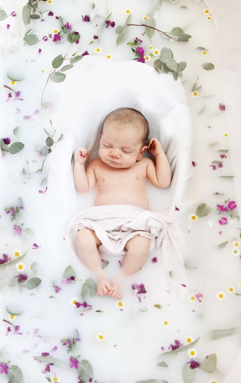 Baby milk bath shoot 3 Month Milk Bath Pictures, Breastmilk Bath Photography, Infant Milk Bath Pictures, Milkbath Photography Baby, Newborn Bath Photoshoot, Baby Tub Photoshoot, Milk Bath Baby Photoshoot, Milk Bath Photography Baby Boy, Pregnancy Milk Bath Shoot