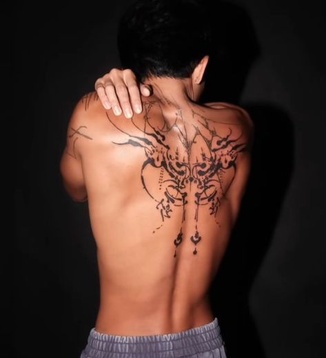 Back Tattoo Masculine, Top Back Tattoo Men, Men S Back Tattoo, Men’s Back Tattoo, Men Back Tattoos, Big Back Tattoos, Back Tattoos Men, Back Tattoo For Men, Neo Tribalism Tattoo