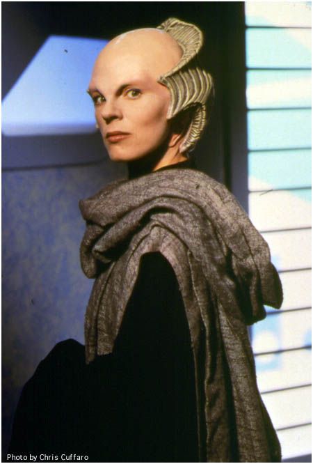 Babylon 5 - Satai Delenn Mira Furlan, Best Sci Fi Series, Sci Fi Tv Series, Fantasy Words, Sci Fi Girl, Sci Fi Tv Shows, Babylon 5, Sci Fi Tv, Fiction Movies