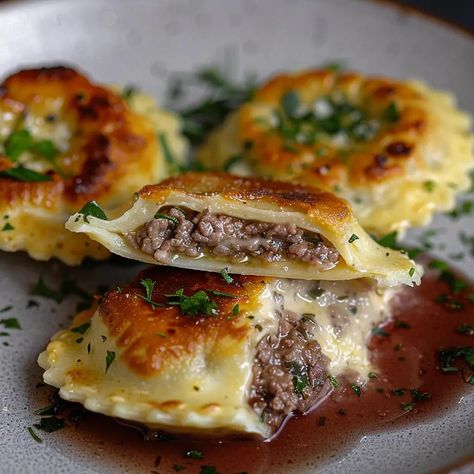 Beef Wellington Ravioli Lamb Ravioli Recipe, Beef Wellington Ravioli, Braised Beef Ravioli Sauce, Thanksgiving Ravioli, Autumn Ravioli, Beef Wellington Without Mushrooms, Italian Thanksgiving Dinner, Ravioli Dishes, Gourmet Pasta Recipes