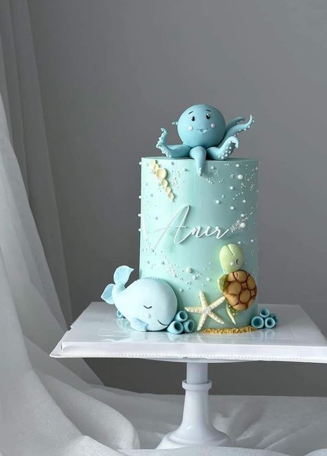 Easy Under The Sea Cake Ideas, Ocean Animal Birthday Cake, Octopus Cake Ideas, Ocean Baby Shower Cake, Birthday Cake Ocean, Underwater Cakes, Sea Animals Cake, Underwater Birthday Cake, Underwater Cake