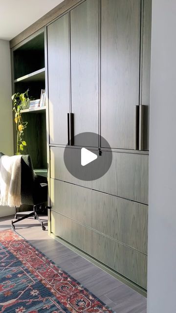 LOUIS DUNCAN-HE DESIGNS on Instagram: "To maximize this 109 square foot room to function as both a guest bedroom and home office– we designed a custom millwork solution that functioned as a fold out desk, Murphy bed, AND when not in use… offers additional closed storage, open bookshelf displays, and a small worksurface! 

Who doesn’t love a 3-in-1 solution?! (Or would it be 5-in-1? 😉)

Interiors: @louis.dhe 
Contractor: @knightcustomhomes 
•
•
•
Home Renovations / Custom Millwork / Custom Murphy Bed / Built-In Desk / Construction Timelapse / Canadian Interior Designers
#murphybed #custommillwork #greencabinets #guestbedroomdecor #homeofficeideas #builtindesk #custombed #renovationproject #renovationinspo #louisdhe #louisduncanhedesigns #styleathome #wearevivir #sodomino #homewithrue #west Guest Bedroom And Office Combo, Murphy Bed Office Guest Bedrooms, Desk Murphy Bed, Guest Bedroom And Office, Custom Murphy Bed, Murphy Bed Office, Guest Bedroom Office, Open Bookshelf, Fold Out Desk