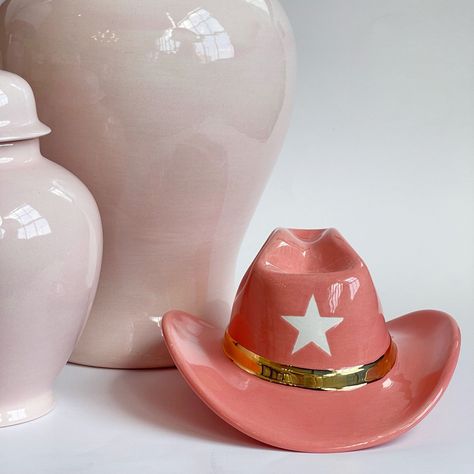 Cowboy Hat | Wholesale - Okie Orange Cowboy Hat Pottery, Air Dry Clay Cowboy Hat, You're A Cowboy Like Me, Cowboy Hat Ceramic, Cowgirl Gifts Ideas, Ceramic Cowboy Hat, Cowboy Ceramics, Clay Cowboy Hat, Western Ceramics