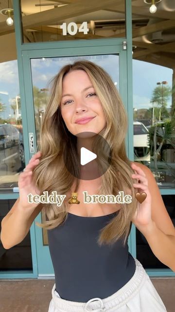 Chrissy Ellingson Rasmussen on Instagram: "Learn @manes_by_madi’s viral hair color formula from Barbie blonde to teddy bear bronde! Download our @habiteducation app now and go under LookBook! Link in bio🫶🏻👍🏻" Cool Bronde Formula, Teddy Bear Hair, Teddy Bear Blonde Hair Color, Teddy Bear Bronde Hair, Teddy Hair Color, Teddy Bear Bronde Balayage, Teddy Bear Bronde Haircolor, Honey Blonde Hair Formula, Teddy Bronde Haircolor