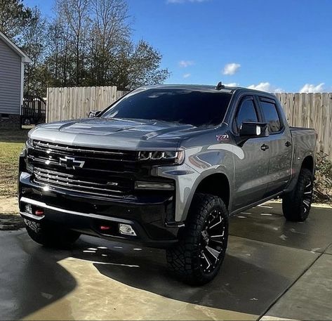 Silverado Truck Lifted, Custom Chevy Silverado, Cheverlot Trucks, 2023 Vehicles, Chevy Z71, Z71 Silverado, 2023 Silverado, Chevy 1500 Lifted, Trail Boss