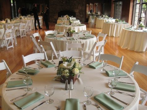 Celadon color scheme Wedding Linens Ideas Color Schemes, Wedding Table Napkins, Napkins Wedding Table, Celadon Color, Wedding Reception Themes, Wedding Mint, Wedding Mint Green, Green Napkins, Tafel Decor