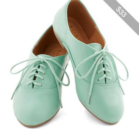 . Mint Green Shoes, Mint Shoes, Vintage Flats, Aqua Shoes, Prom Shoes, Rilakkuma, Green Shoes, Shoe Closet, Crazy Shoes