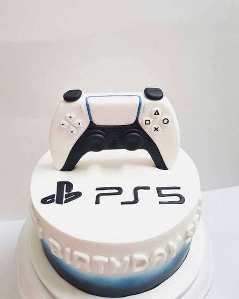 Video Games Cake Ideas, Playstation Theme Cake, Playstation 5 Birthday Cake, Ps4 Birthday Cake, Playstation 5 Birthday Party Ideas, Play Station Birthday Cake Ideas, Birthday Cake For Boys 9th Birthday, Gaming Cakes For Men, Playstation Cakes For Boys