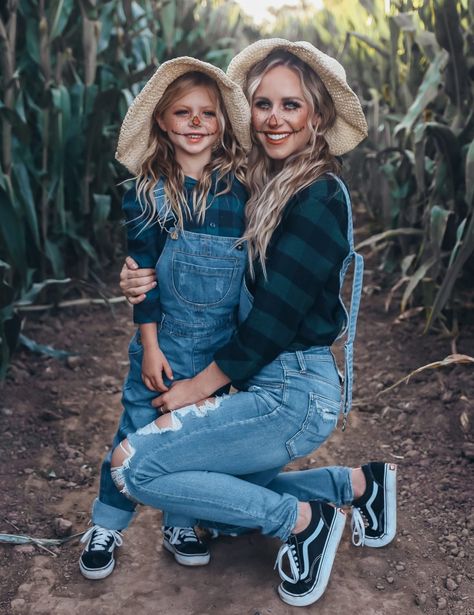 Womens Farmer Costume, Halloween Costumes Overalls, Halloween Costumes With Overalls, Costumes With Overalls, Toddler Scarecrow Costume, Farmer Halloween Costume, Lolo Webb, Mother Daughter Halloween Costumes, Scarecrow Halloween Costume