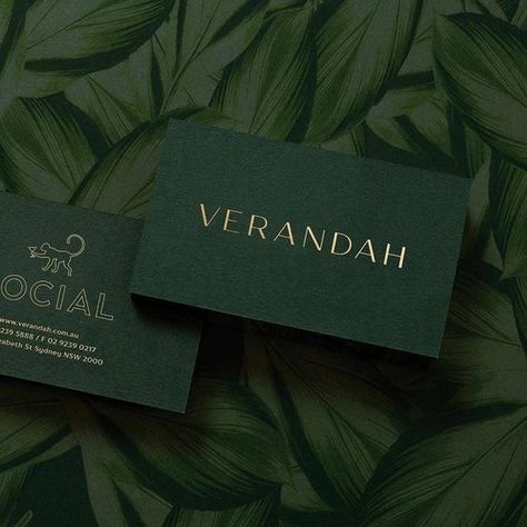 Card Branding Design, Inmobiliaria Ideas, Graphic Design Business Card, Name Card Design, Social Design, Minimal Business Card, Visiting Card Design, Luxury Business Cards, Business Card Inspiration