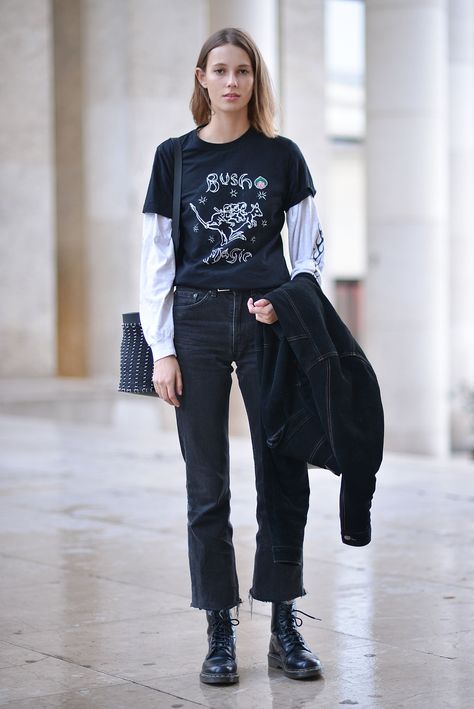 . Skater Look, Look Grunge, Goth Outfit, Looks Street Style, Glam Rock, 가을 패션, Mode Vintage, Looks Style, Mode Inspiration