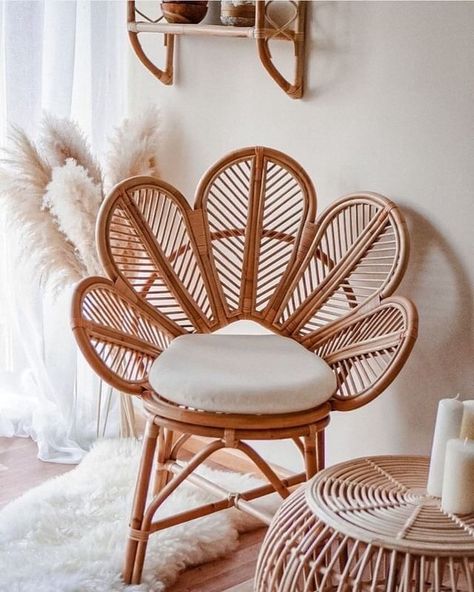 BOHEMIAN DECOR on Instagram: “Stunning Rattan Daisy Chair by @ballyhands! 🌼 Natural but utmost elegant, fitting in every home of a boho lover. The Fitting coffee table…” Daisy Chair, Rattan Bedroom, Bohemian Decorating, Bnb Ideas, Pinterest Contest, Boho Chair, Bday Gift, Air Bnb, Bohemian Look