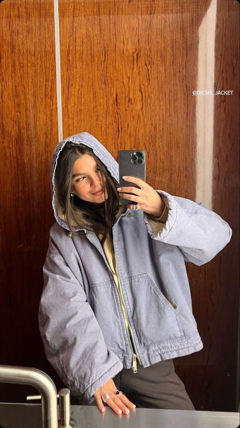 Rain Jacket Outfit, Royal Life, Jacket Outfit, Winter Fits, Rare Photos, Dream Clothes, Fall Winter Outfits, Outfits Casuales, Look Cool