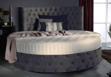 latest Bedroom Design With Round Bed Ideas 2023 Modern Round Bed bedroom design Round Headboard Bed, Round Bed Bedroom, Round Bed Ideas, Round Bed Designs, Rounded Bed, Round Headboard, Circular Bed, Teenage Beds, Round Bedroom