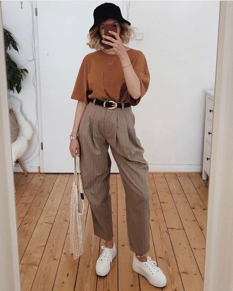 @minimalhouse1 on Instagram: “1 or 2 ⁉️ Fits by @the.cat.with.a.hat #minimalhouse1” Khaki Color Combination Outfit, Light Brown Trousers Outfit, Therapist Fits, Mac Outfit, Khaki Color Combination, Workplace Outfits, Streetwear Fall Outfits, Combination Outfit, Body Positive Fashion