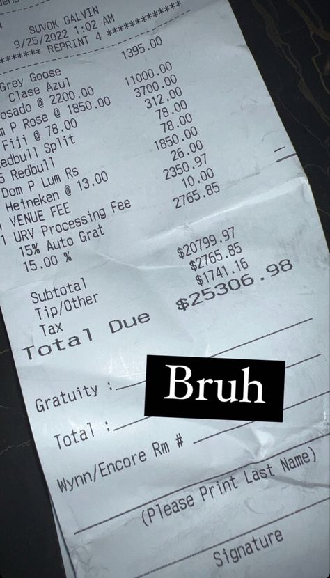 #wow #expensive #rich #money #restaurant #going #pay #shopping #drink #drinking #champagne #aesthetic #amazing #photos #galerie Drinking Champagne Aesthetic, Rich Snapchat Stories, Expensive Restaurant Aesthetic, Receipt Aesthetic, Rich Shopping, Champagne Aesthetic, Drinking Champagne, Canadian Money, Highlights Ideas