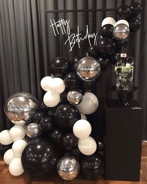 30th Birthday Ideas For Women, Birthday Party Decorations For Adults, Deco Ballon, Birthday Room Decorations, Birthday Balloon Decorations, 18th Birthday Party, Birthday Planning, Adult Birthday Party, Kraf Diy