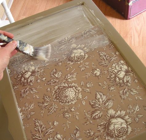 DIY:  Cover the damage on  furniture with paper &  Mod Podge.  Great tutorial! Dresser Decoupage, Furniture Decals, Decoupage Crafts, Custom Slipcovers, Decoupage Decor, Wall Beds, Mod Podge Crafts, Creative Tutorials, Decoupage Furniture