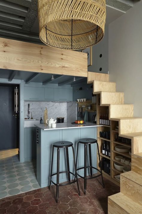 Scale Loft, Small Loft Spaces, Small Loft Apartments, Design Casa Piccola, Apartment Wishlist, Tiny Loft, Tiny House Interior Design, Loft Stairs, Loft Interior Design