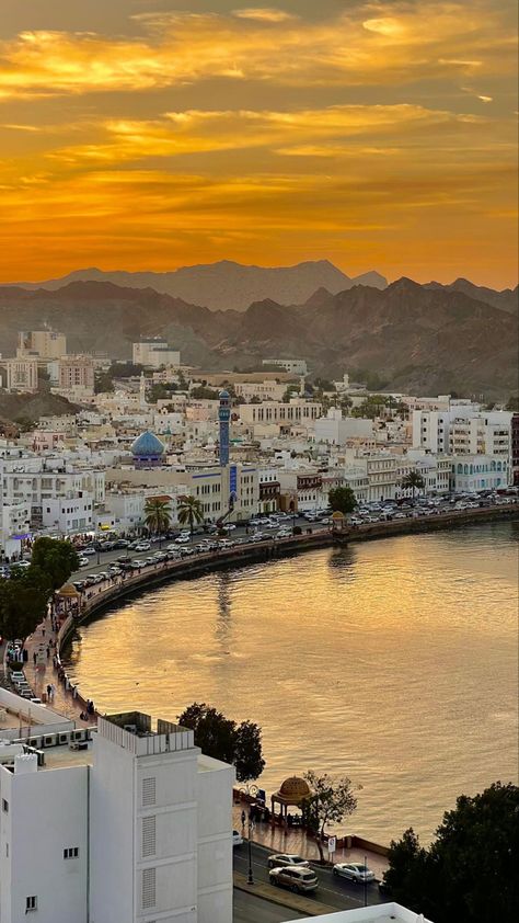 Oman Beach, Muscat City, Oman Tourism, African Vacation, Gap Year Travel, Oman Travel, Vision Board Pictures, Dream Vacations Destinations, Muscat