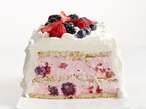 Lemon-Berry Icebox Cake recipe from Food Network Kitchen via Food Network Lemon Berry Icebox Cake, Berry Icebox Cake, Ice Box Cake, Icebox Cake Recipes, Icebox Pie, Weekend Cooking, Food Network Magazine, Icebox Cake, Lemon Cookies