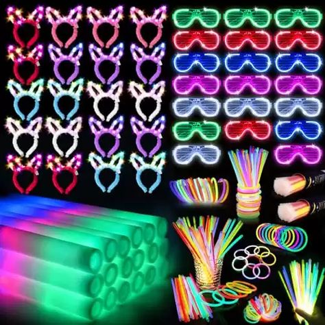 11 Fun Hora Loca Wedding Ideas [Crazy Hour Party] - Wedding Hacked Glow Party Favors, Glow Party Decorations, Foam Glow Sticks, Neon Party Supplies, Led Glasses, Glow Stick Party, Glow Halloween, Neon Birthday Party, Glow In The Dark Party