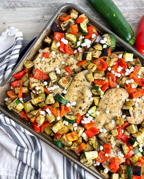 PESTO CHICKEN SHEET PAN MEAL - Nutritionist Mom Sheet Pan Pesto Chicken, Chicken Pesto Bake, Pesto Bake, Chicken Sheet Pan, Dairy Free Pesto, Pumpkin Chip, Protein Mug Cakes, Marinating Chicken Breast, One Pan Chicken