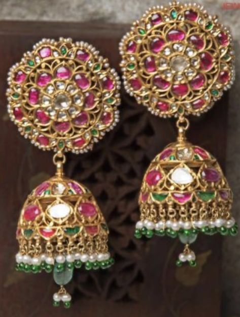 Kundan Gold Jumkas, Sabyasachi Jewellery Jhumkas, Kundan Buttalu Gold Earrings, Kundan Jhumkas, Kundan Jhumka Earrings, Kundan Jhumka, Temple Jewellery Earrings, Gold Earrings Indian, Kundan Jewellery Bridal