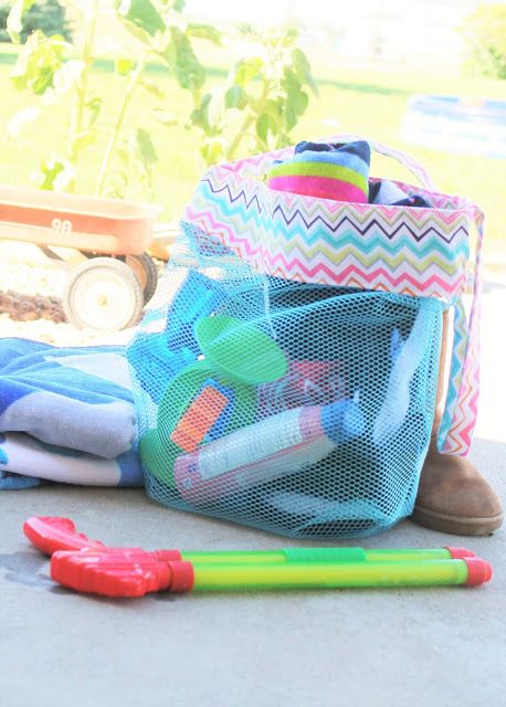 Diy Mesh Bag, Diy Beach Bag, Beach Bag Pattern, Summer Sewing Projects, Mesh Beach Bags, Summer Sewing, Small Sewing, Free Sewing Pattern, Lake Living