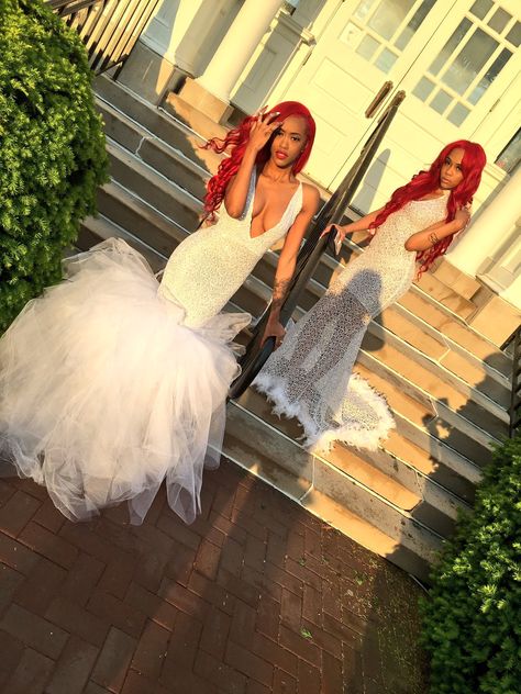 B A R B I E DOLL GANG HOE Pinterest: @jussthatbitxh ✨ Download the app #MERCARI & use my code: UZNPKU to sign up, you can get free make up & other item Prom Slay, Prom 2k17, Prom Goals, Prom Inspiration, Prom Couples, Party Trends, Prom Girl Dresses, Cute Prom Dresses, Prom Looks