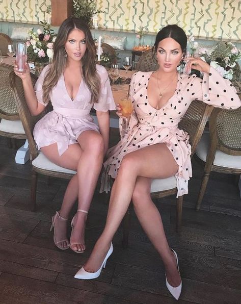 Natalie And Olivia, Natalie Halcro, Olivia Pierson, Chinese Gown, Tall Girl Fashion, Hit Girls, Vancouver Fashion, Nashville Style, Florida Girl