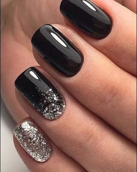 Dark Acrylic Nails, Black Gel Nails, Black Nails With Glitter, Short Square Nails, White Acrylic Nails, Nails 2023, Fancy Nails, Square Nails, Ombre Nails