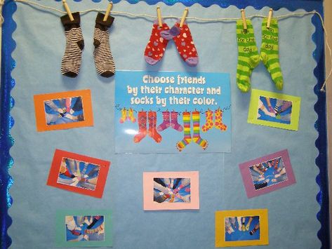 Easy to Change it Up - Socks Off to ________ OR use other clothes items & create a laundry line Character Ed Bulletin Board Ideas, Education Bulletin Boards, Character Bulletin Boards, Cultural Diversity Activities, Counselor Bulletin Boards, Physical Education Bulletin Boards, Counseling Bulletin Boards, Donation Boxes, Office Bulletin Boards