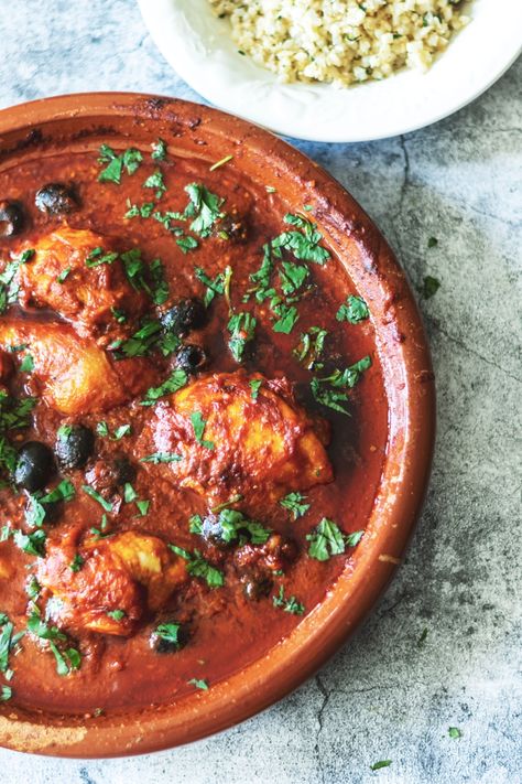 Moroccan Chicken Stew Recipe, Dukkah Recipe Dishes, Dukkah Chicken, Chicken Stew With Potatoes, Moroccan Chicken Stew, Dutch Oven Chicken Breast, Dukkah Recipe, Moroccan Chicken Recipe, Lebanese Chicken