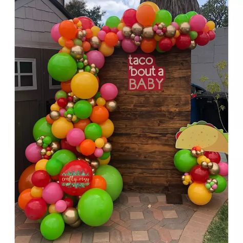 Fiesta Baby Shower Ideas Decoration, Taco Bar Baby Shower Ideas, Taco Baby Shower Theme, Cinco De Mayo Baby Shower Ideas, Taco Gender Reveal Party, Fiesta Theme Baby Shower Ideas, Taco Themed Baby Shower Ideas, Taco Baby Shower Ideas, Taco Bout A Baby Shower Ideas