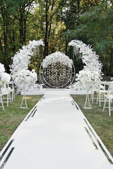 Wedding Setup, Wedding Backdrops, Dream Wedding Decorations, Wedding Backdrop Design, Wedding Backdrop Decorations, Arch Decoration, Wedding Design Decoration, Wedding Venue Decorations, Wedding Decor Style