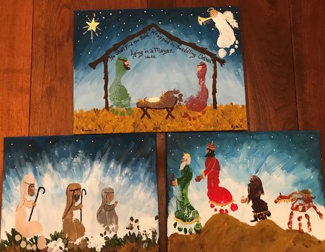 Handprint Manger Scene, Footprint Manger Scene, Footprint Nativity Scene, Nativity Footprint Art, Foot Print Art, Christmas School Crafts, Handprint Ideas, Kindergarten Christmas Crafts, Print Crafts