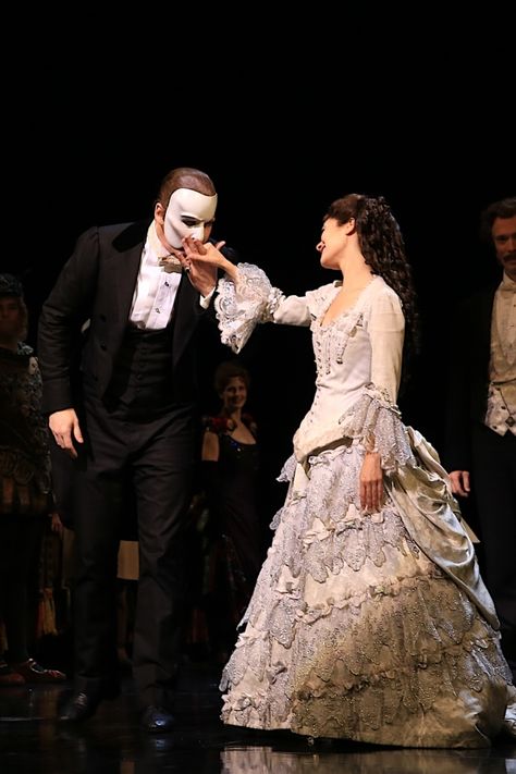 The Phantom of the Opera Celebrates Its 12,000th Broadway Performance - TheaterMania.com Broadway Phantom Of The Opera, Phantom Of The Opera Broadway Costumes, Phantom Of The Opera Theatre, Phantom Of The Opera Costumes, Pakistani Wedding Dresses Sisters, Broadway Performer, Phantom Of The Opera Musical, Phantom Of The Opera Broadway, Broadway Aesthetic