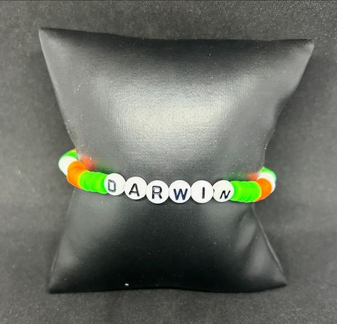 Darwin (The Amazing World of Gumball) Heishi Bracelet #handmadebracelet #heishibracelets #beadedbracelets #bracelets #personalizedbracelets #personalizedbracelet #etsy #etsyshop #etsyseller #etsyfinds #etsysellersofinstagram #etsyjewelry #theamazingworldofgumball #etsyjewelryshop #cartoonbracelet #cartoonbracelets #theamazingworldofgumballcosplay #theamazingworldofgumballdarwin Heishi Bracelet, Amazing World Of Gumball, World Of Gumball, The Amazing World Of Gumball, Personalized Bracelets, Etsy Jewelry, Handmade Bracelets, Etsy Finds, The Amazing