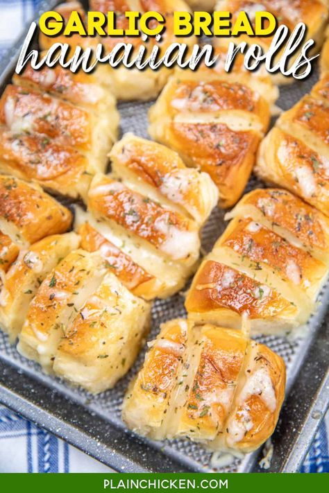 Garlic Bread Hawaiian Rolls - Plain Chicken Hawaiian Rolls Recipe, 7up Biscuits, Dumplin Recipe, Stephanie Parker, Hawaiian Bread Rolls, Sweet Hawaiian Rolls, French Eggs, Cream Cheese Sausage Balls, Hawaiian Roll