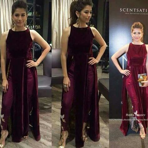 Velvet Dress Designs Gowns, Formal Kurti, Velvet Shrug, Velvet Dresses Outfit, Girls Velvet Dress, Velvet Kurta, Floral Dresses With Sleeves, Pakistani Women, Pakistani Women Dresses