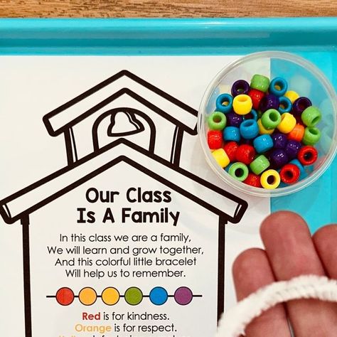 Our Classroom Is A Family Bracelet, Our Class Is A Family Bracelets, Our Class Is A Family, Meaningful Activities, Family Bracelet, Family Printables, Family Bracelets, Build Community, French Immersion