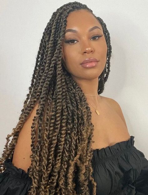 Passion Twist Hairstyles, Passion Twists, Black Hair Extensions, Twist Styles, Twist Braid Hairstyles, Protective Hairstyles Braids, Braids With Extensions, Box Braids Styling, Pretty Braided Hairstyles