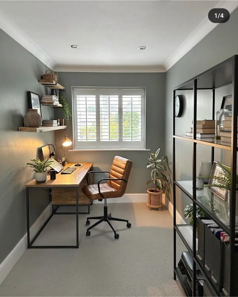 Office Goals, Home Office Inspo, Travel Room, Feminine Home Offices, Minimalist Home Office, Office Aesthetic, Bg Design, Cozy Home Office, Small Home Offices